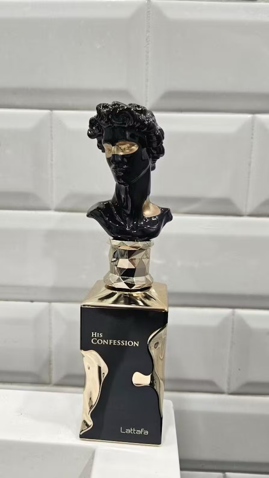 His Confession Lattafa - Image 3